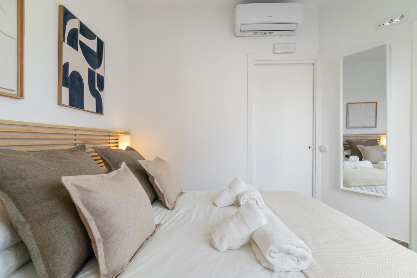 Livinn House โอสปิตาเล็ต เดอ โยเบรกัต ภายนอก รูปภาพ